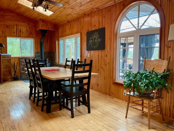 19 Valley DR, Parry Sound Remote Area, ON P0H 1N0