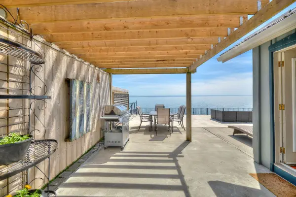 11851 Lakeshore RD, Wainfleet, ON L0S 1V0