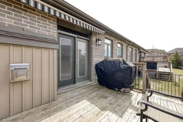 247 Munnoch BLVD #2, Woodstock, ON N4T 0K2