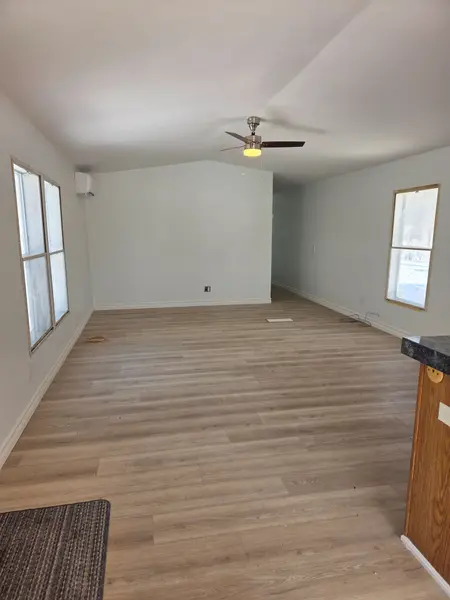 15 Taylor ST, Rideau Lakes, ON K0G 1E0