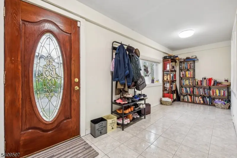 24 Willet St, Bloomfield Twp., NJ 07003