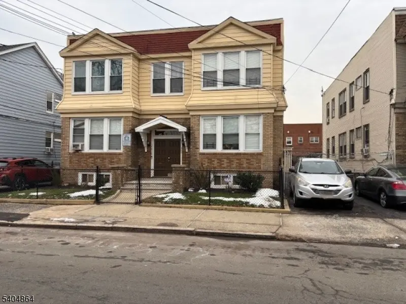 196 W End Ave #1, Newark City, NJ 07106