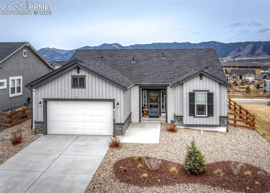 16860 New Autumn DR, Monument, CO 80132