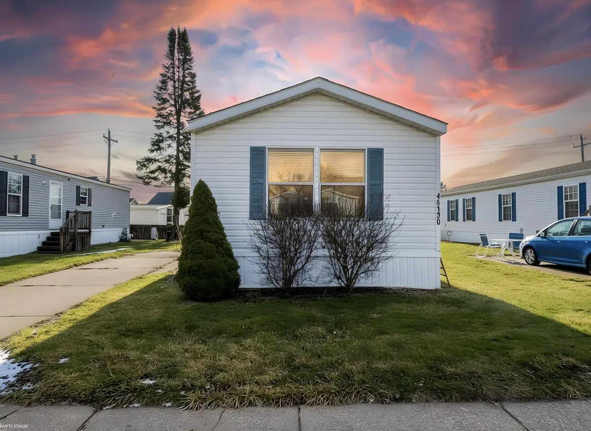 45130 Sheri DR, Sterling Heights, MI 48044