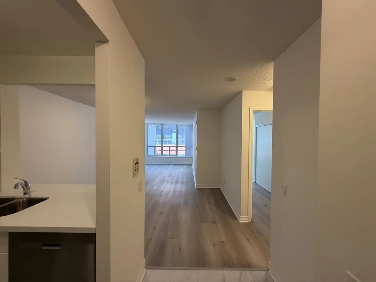 152 St Patrick ST #308, Toronto C01, ON M5T 3J9