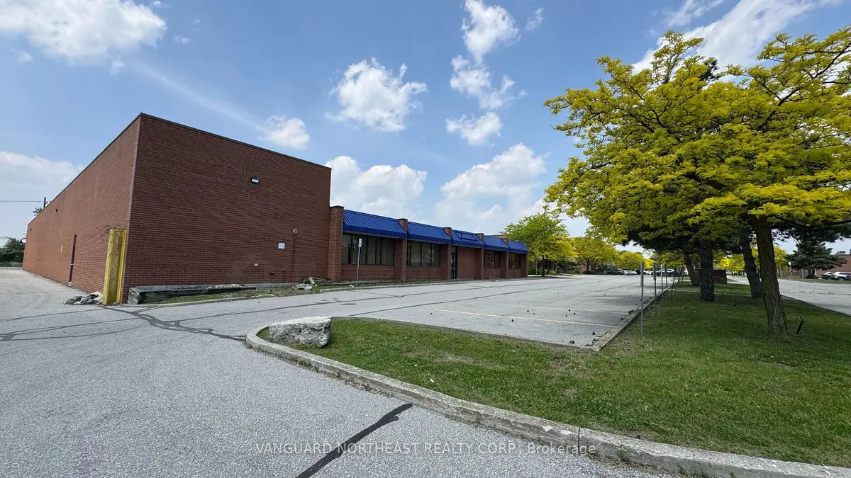 427 Horner AVE, Toronto W06, ON M8W 4W3