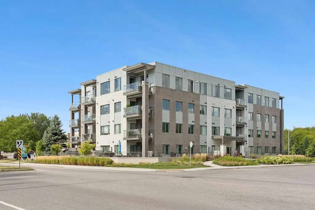 280 Herzberg RD #104, Kanata, ON K2K 0N8