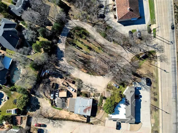 7111 Colleyville Boulevard, Colleyville, TX 76034