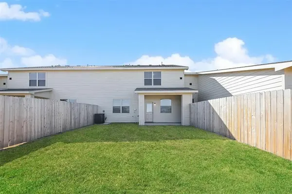 2804 Redhead Place, Ennis, TX 75119