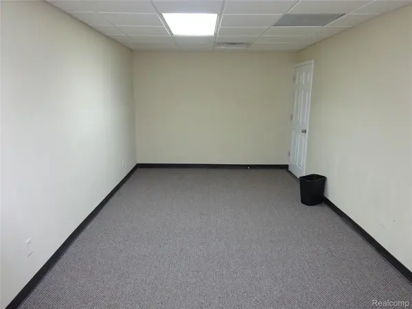 265 S Harris - Bldg B RD #206, Ypsilanti Twp, MI 48198