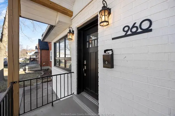 960 JANETTE, Windsor, ON N9A 5A1