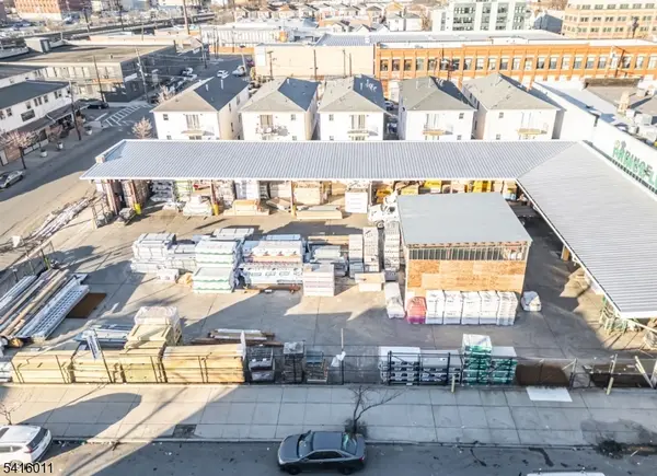 178 Miller St, Newark City, NJ 07114