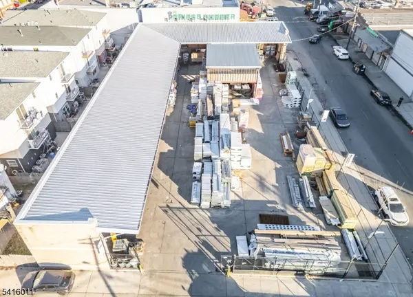 178 Miller St, Newark City, NJ 07114