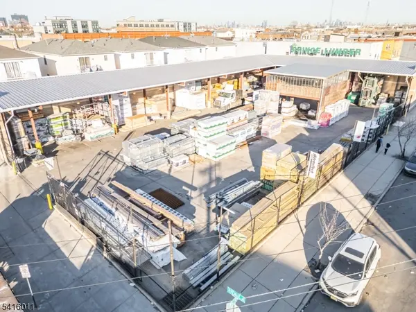 178 Miller St, Newark City, NJ 07114