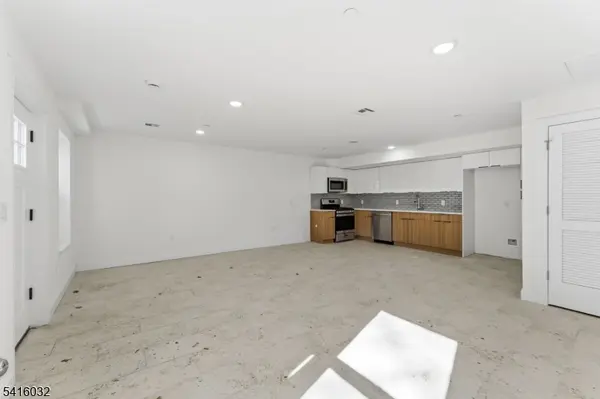 106 Columbia Ave, Newark City, NJ 07106