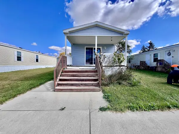 71604 Saint David CT, Romeo, MI 48065