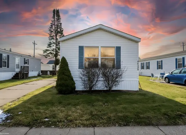 45130 Sheri DR, Sterling Heights, MI 48044