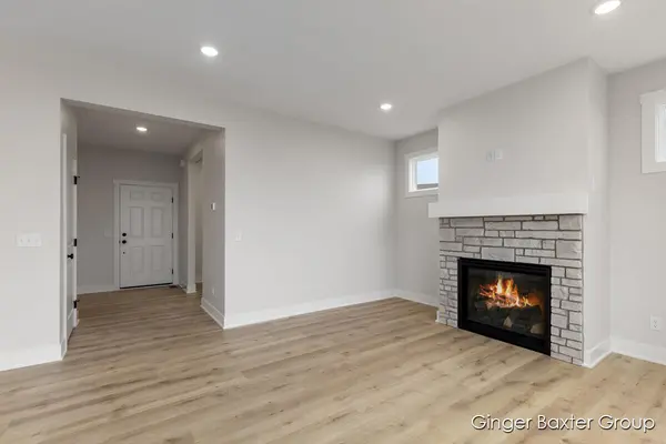 8026 Placid Waters DR #125, Allendale Twp, MI 49401