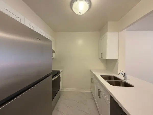 152 St Patrick ST #308, Toronto C01, ON M5T 3J9