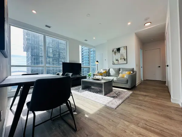 327 King ST W #2602, Toronto C01, ON M5V 0W7