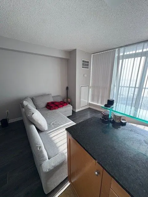 208 QUEENS Quay #1709, Toronto C01, ON M5J 2Y5