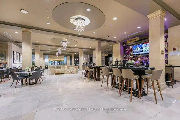 1 King ST W #4404, Toronto C01, ON M5H 1A1