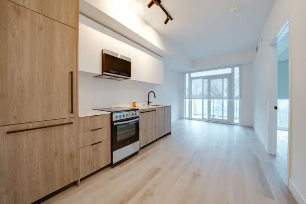 1635 Military TRL #336, Toronto E10, ON M1C 1B1