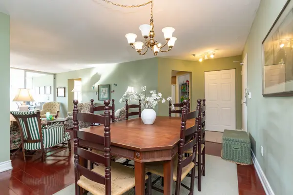 1 Greystone Walk DR #PH 79, Toronto E04, ON M1K 5J3