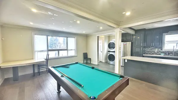 1018 Kennedy RD #Main Floor, Toronto E04, ON M1K 2E8