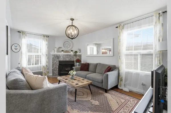 9 Grasett CRES, Barrie, ON L4N 6Z8