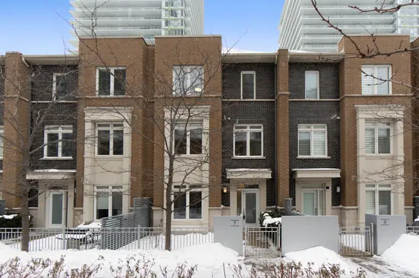 370 Square One DR #7, Mississauga, ON L5B 0E6