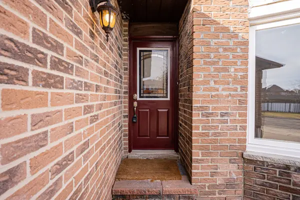 609 Yorkminster CRES, Mississauga, ON L5R 2A1