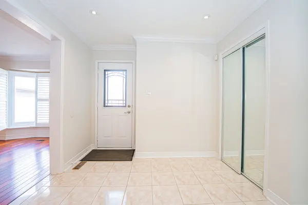 609 Yorkminster CRES, Mississauga, ON L5R 2A1