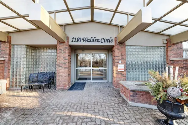1110 Walden CIR #501, Mississauga, ON L5J 4R3