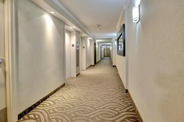 1110 Walden CIR #501, Mississauga, ON L5J 4R3