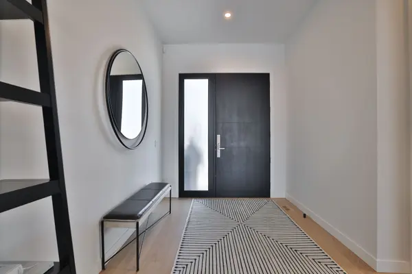 70 Upper Mount Albion RD, Hamilton, ON L8J 2S1