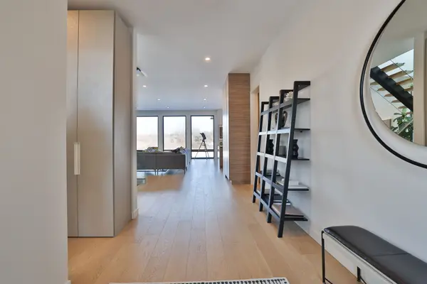 70 Upper Mount Albion RD, Hamilton, ON L8J 2S1