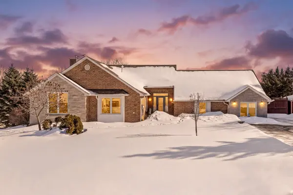 10 Kildare DR, Erin, ON N0B 1T0