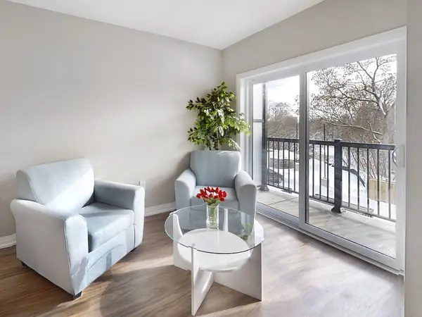 77 William ST N #305, Kawartha Lakes, ON K9V 4A2