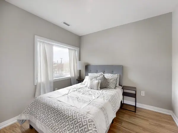 77 William ST N #305, Kawartha Lakes, ON K9V 4A2