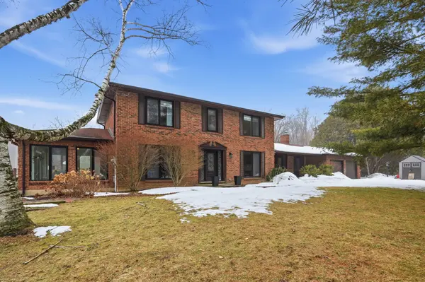 3918 Maddaugh RD, Puslinch, ON N0B 2J0