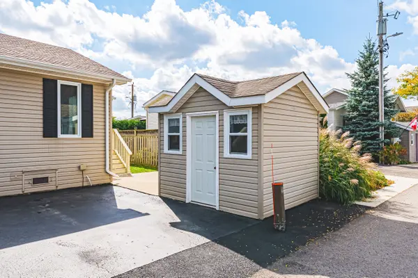 32 Water Street Pvt ST, Puslinch, ON N1H 6H9