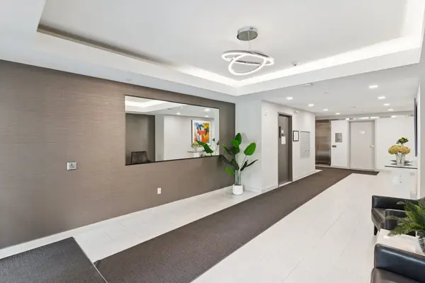 280 Herzberg RD #104, Kanata, ON K2K 0N8