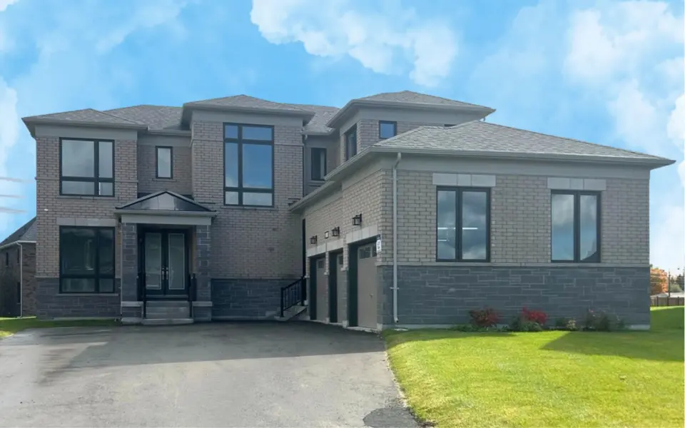 11 Edgar AVE, Essa, ON L3W 0A9