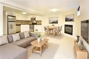 25 Endfield AVE #2, Hamilton, ON L8T 2L3