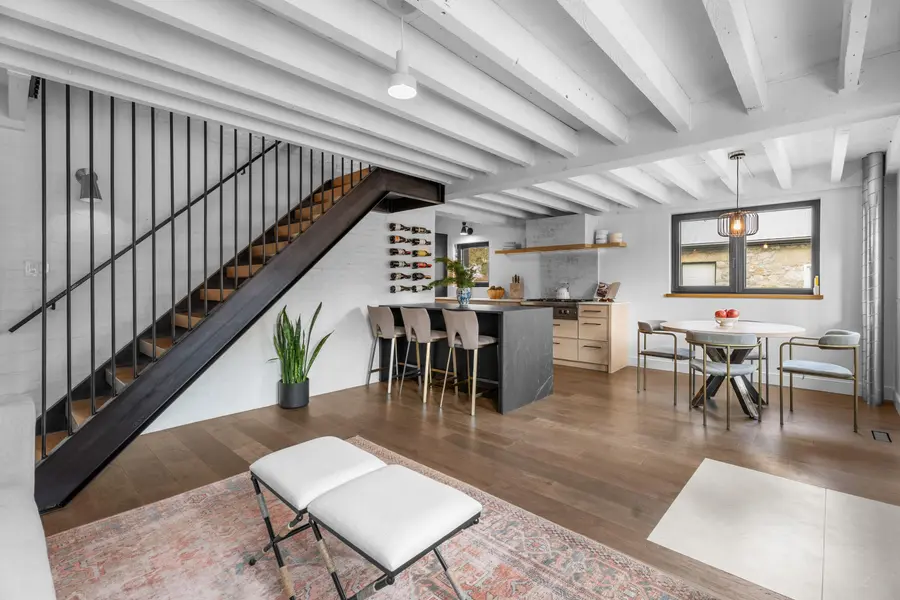 596-598 Arkell RD, Puslinch, ON N0B 1C0