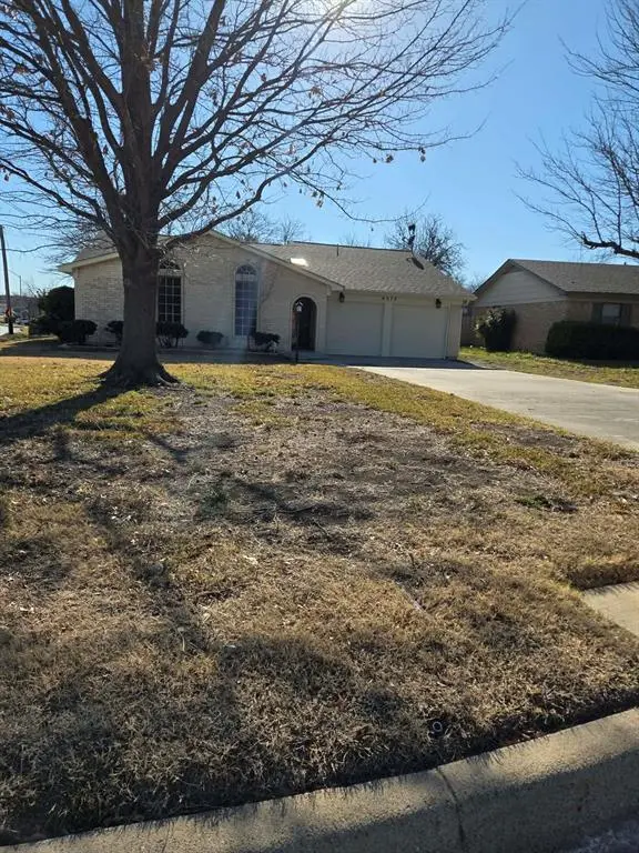 6572 McCart Avenue, Fort Worth, TX 76133