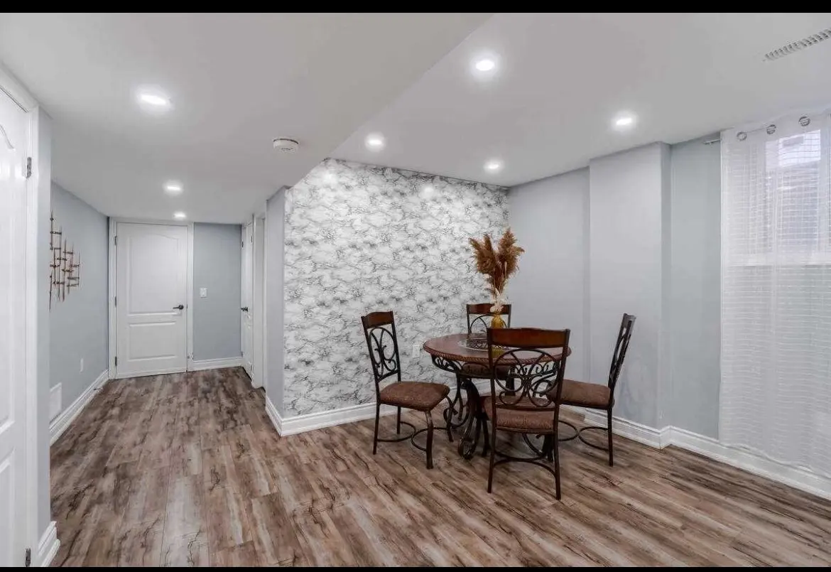 19 Atira AVE #(Basement), Brampton, ON L7A 3T3