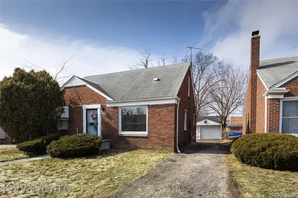 19315 Hubbell ST, Detroit, MI 48235