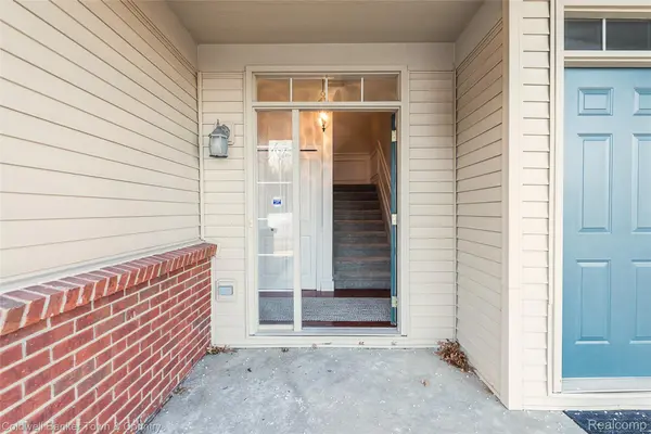 4324 Hampton Ridge BLVD, Genoa Township, MI 48843